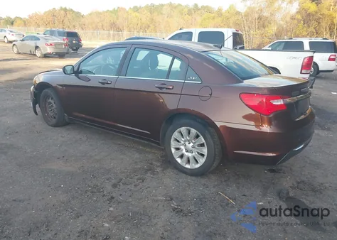 2012 Chrysler 200 Lx z USA, uszkodzony, nr VIN 1C3CCBAB7CN169931